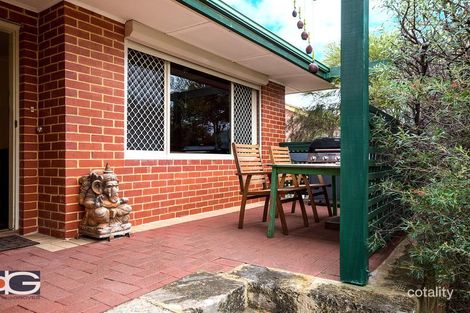 Property photo of 74 Bromley Road Hilton WA 6163