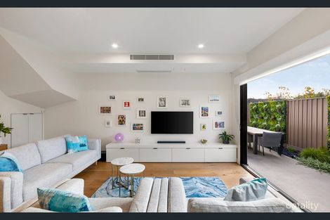 Property photo of 2/23A Oswald Thomas Avenue Hampton East VIC 3188