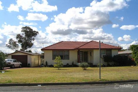 8 Trevanna St, Busby, NSW 2168