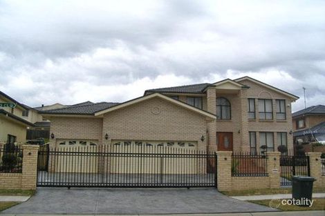 7 Battenberg Cl, Cecil Hills, NSW 2171