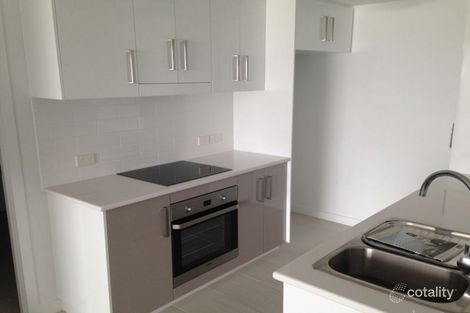 Property photo of 2/203 Victoria Parade Rockhampton City QLD 4700