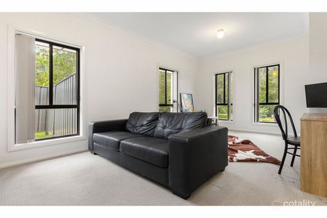 Property photo of 23 Serenity Crescent Fletcher NSW 2287