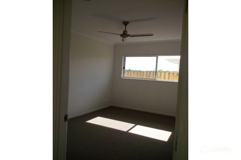 Property photo of 64 Ningaloo Drive Pimpama QLD 4209