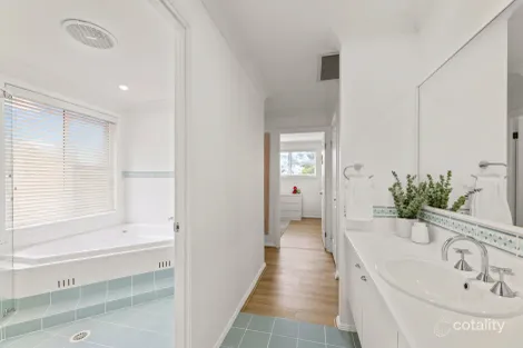 Property photo of 4 Nicolson Circuit Menai NSW 2234