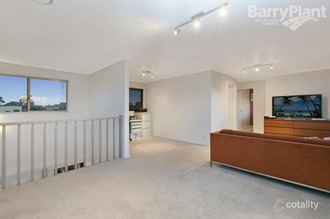 Property photo of 12 Craigton Court Cranbourne North VIC 3977