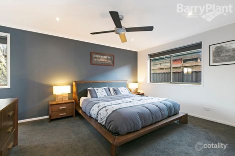 Property photo of 12 Craigton Court Cranbourne North VIC 3977