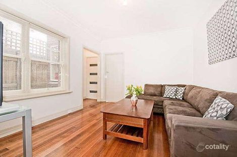 Property photo of 31 The Crescent Ascot Vale VIC 3032