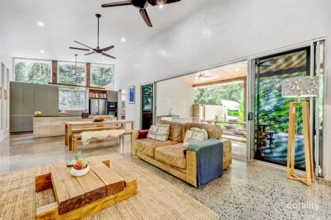 Property photo of 19 Mission Circle Wongaling Beach QLD 4852