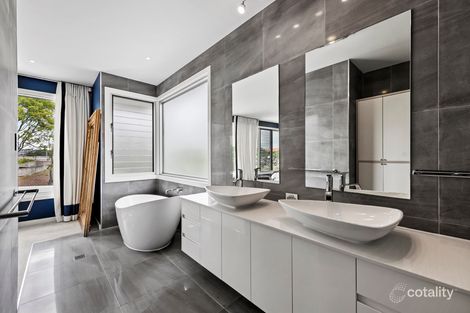 Property photo of 36 Mein Street Hendra QLD 4011