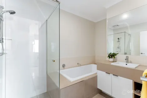 Property photo of 11 Rosette Crescent Keysborough VIC 3173