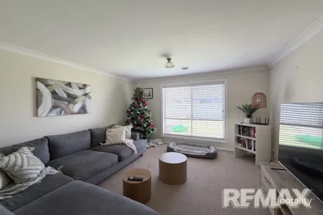 Property photo of 65 Jack Avenue Mount Austin NSW 2650