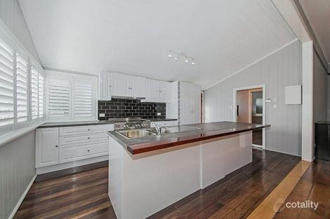 Property photo of 209 Riding Road Balmoral QLD 4171