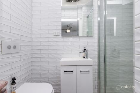 Property photo of 23 Townsend Street Kennington VIC 3550