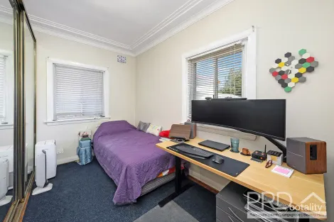 Property photo of 10 Mayfair Crescent Beverly Hills NSW 2209