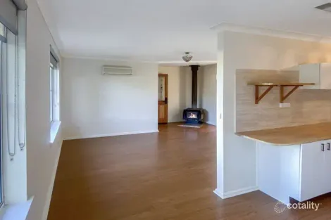 Property photo of 11 Perrier Place Kelso NSW 2795