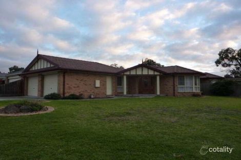 11 Delatite Way, Skye, VIC 3977