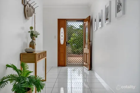 Property photo of 8 Blue Mountain Drive Bluewater Park QLD 4818