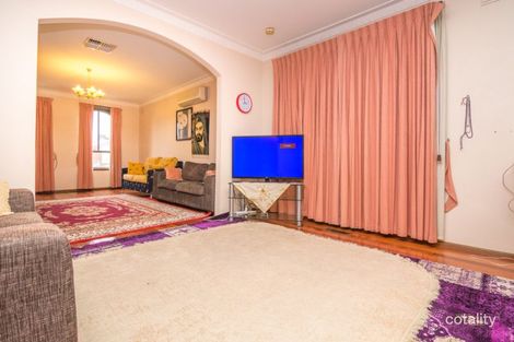 Property photo of 8 Michelle Close Thomastown VIC 3074