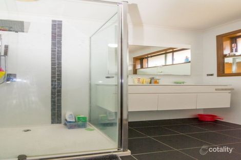 Property photo of 8 Michelle Close Thomastown VIC 3074
