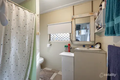 Property photo of 33 Bonham Street Bongaree QLD 4507