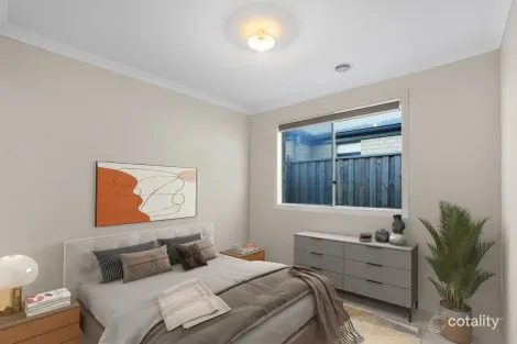 Property photo of 32 Principal Drive Wyndham Vale VIC 3024