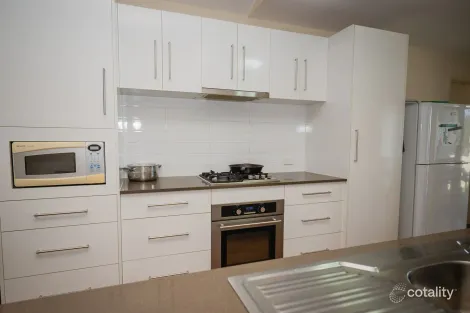 Property photo of 3/2 Harms Street Roma QLD 4455