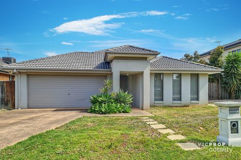 Property photo of 28 Bayside Drive Point Cook VIC 3030