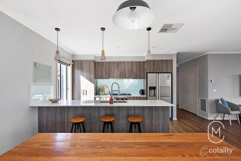Property photo of 33 Borrack Crescent Mernda VIC 3754