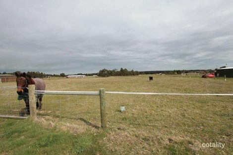 66 Taemore Cl, Haddon, VIC 3351