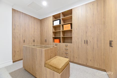 52 Greenways Rd, Glen Waverley, VIC 3150