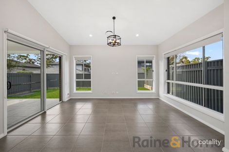 Property photo of 31 Brooklime Crescent Denham Court NSW 2565
