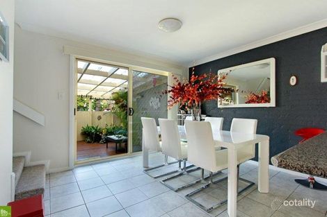 Property photo of 2/66 Peterborough Avenue Lake Illawarra NSW 2528