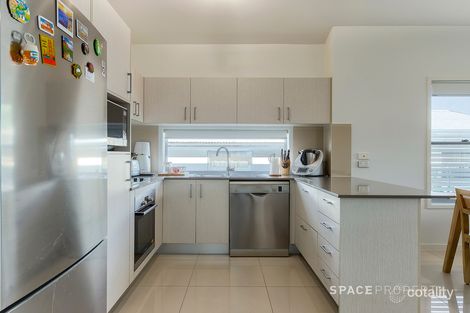 Property photo of 5/42 Latimer Street Holland Park QLD 4121