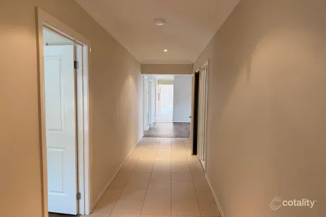 13 Olympic Way, Craigieburn, VIC 3064