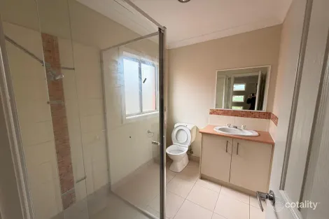 Property photo of 13 Olympic Way Craigieburn VIC 3064