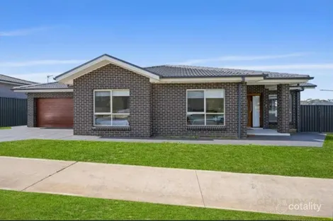 7 Hoskin St, Tahmoor, NSW 2573