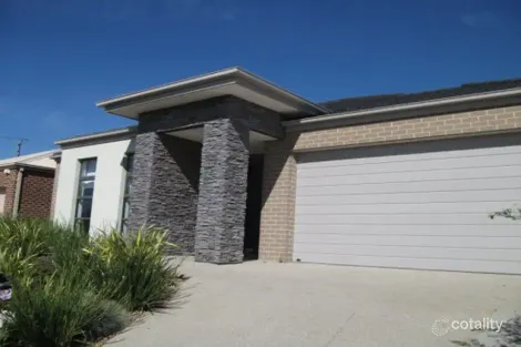 3 Central Park Bvd, Deer Park, VIC 3023