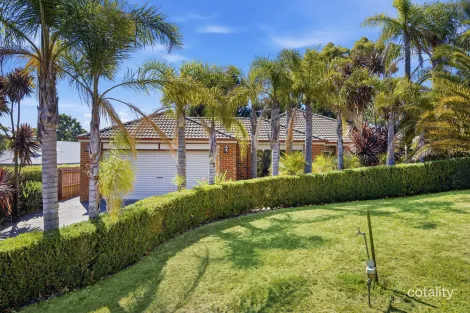 18 Belair Cl, Seville, VIC 3139