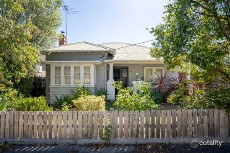 Property photo of 14 Holbrook Crescent Brunswick West VIC 3055