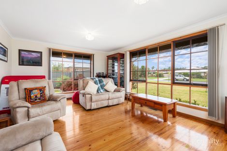 Property photo of 28 Moore Street Rosedale VIC 3847