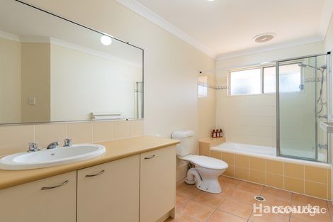 Property photo of 3/8 Honeysuckle Way Calamvale QLD 4116