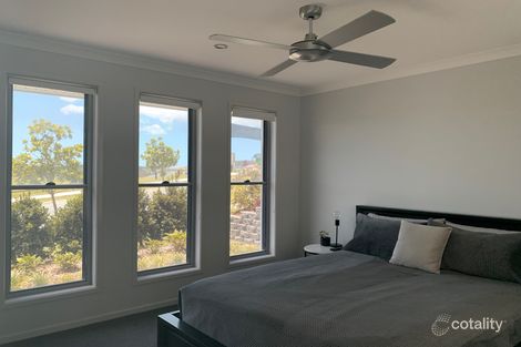 Property photo of 35 Chamberlain Rise Ormeau Hills QLD 4208