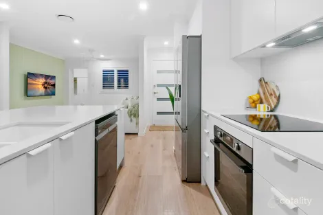 Property photo of 83/170 Central Street Labrador QLD 4215
