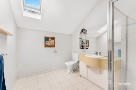 Property photo of 16/18 Tulloch Grove Glen Waverley VIC 3150