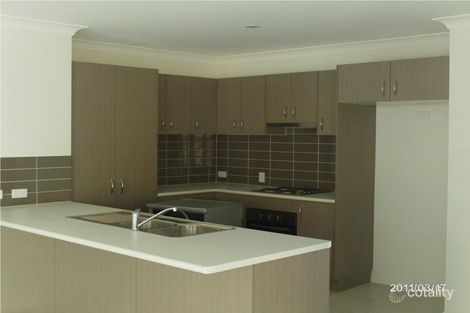 Property photo of 35 Hanover Drive Pimpama QLD 4209