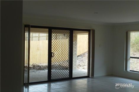 Property photo of 35 Hanover Drive Pimpama QLD 4209