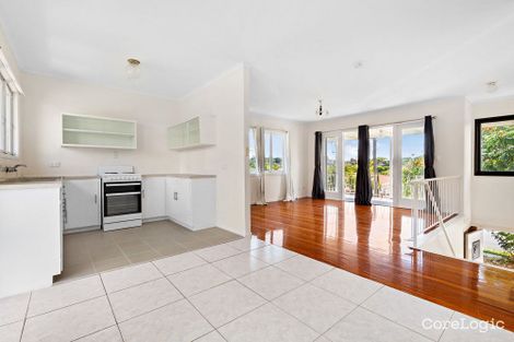 Property photo of 38 Valentia Street Mansfield QLD 4122