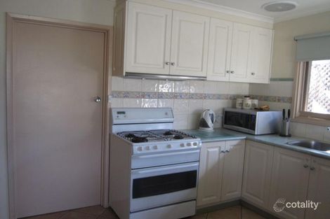 11 Durran St, St Albans Park, VIC 3219