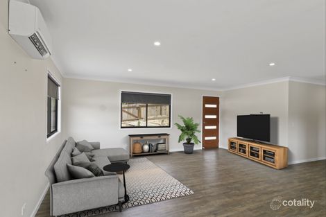 Property photo of 28-30 Clarke Place Kooralbyn QLD 4285