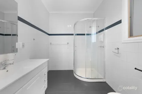 Property photo of 4 Bernard Street Bayswater VIC 3153